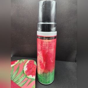 St. Tropez Self Tan Watermelon Infusion 🍉 Bronzing Mousse & Mitt